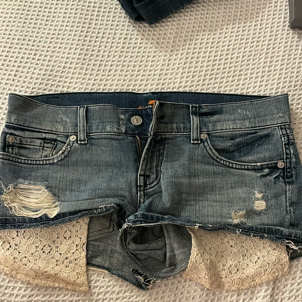 Daisy duke shorts